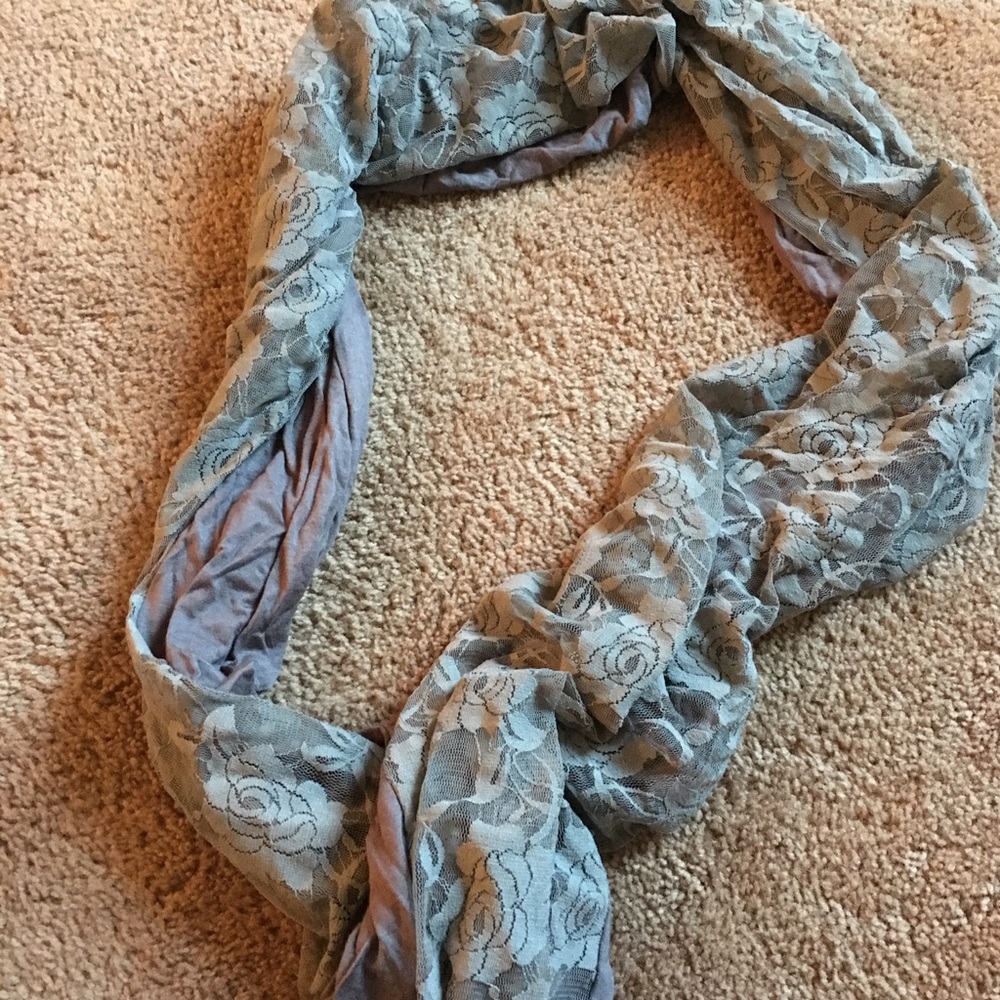 Gray flower scarf